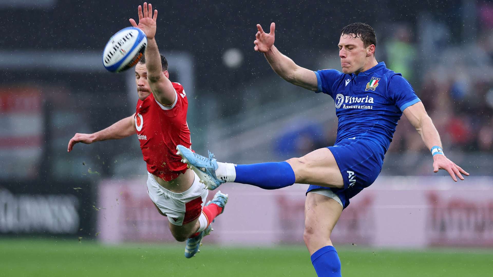 曼通过大量 曼通过大量